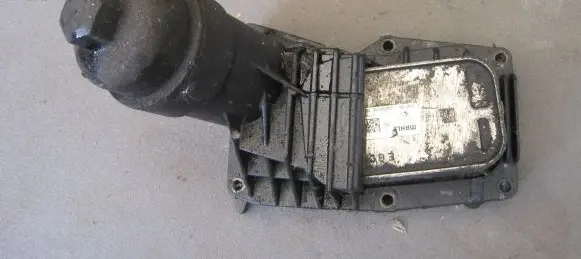 BMW 3 F30 F35 F31 Oil filter mounting bracket 70377354 8507626