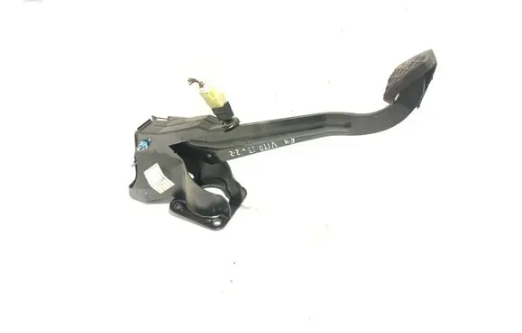 Mercedes-Benz Vito Viano W639 Brake pedal A6392901901