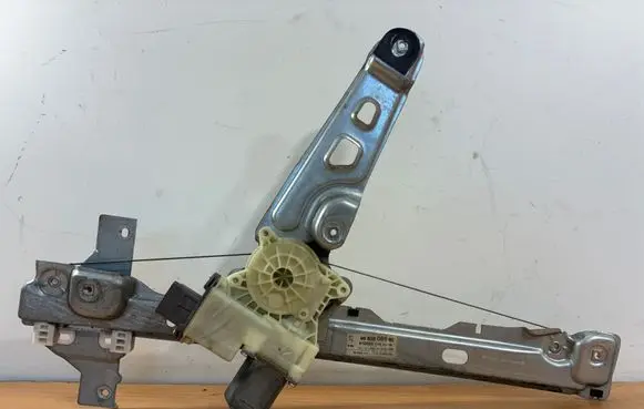 Peugeot 3008 I Front door window regulator with motor 9682808980 914388101 912025104
