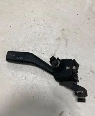 Volkswagen Golf V Indicator stalk 1K0953513 01103500 10350043245153