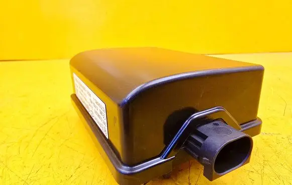 Mercedes-Benz E W212 Distronic sensor radar A2129004603 A2129011504 A2129021602