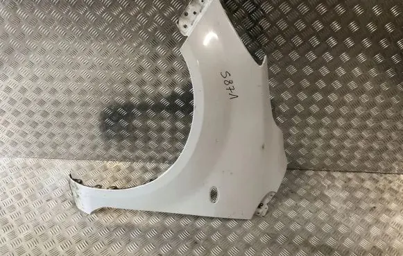 Opel Agila B Fender