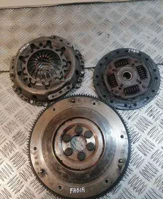 Skoda Fabia Mk1 (6Y) Clutch set kit 038141025C 038141031R