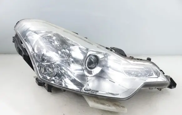 Citroen C-Crosser Headlight/headlamp 