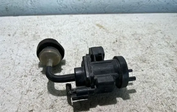 Opel Zafira A Turbo solenoid valve 4715396
