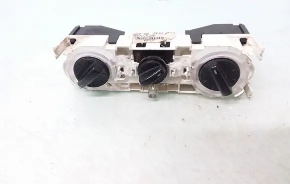 Skoda Fabia Mk1 (6Y) Climate control unit 6Y0819045A