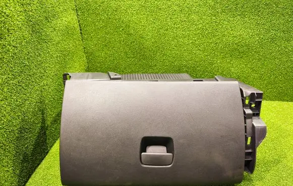 Renault Trafic III (X82) Glove box 1259243X 681084386R 93454260