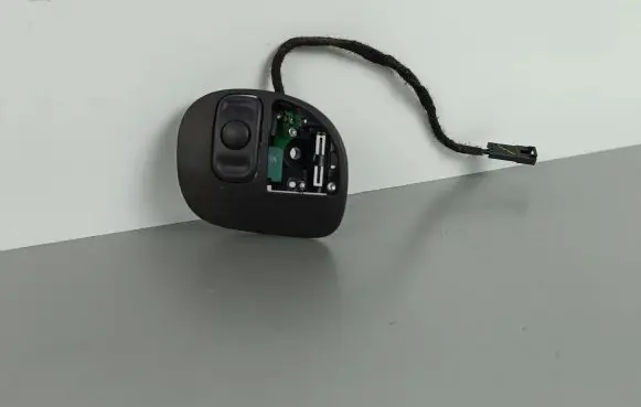 Dodge Durango Steering wheel buttons/switches 