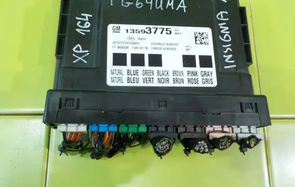 Opel Insignia A Central body control module 13593775