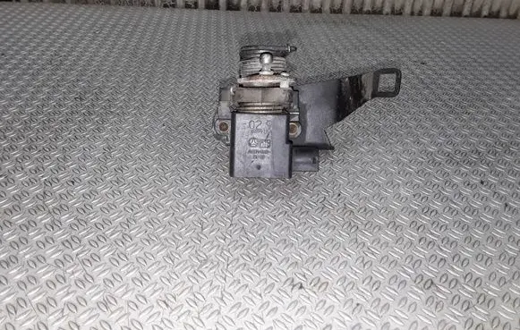 Mercedes-Benz E W210 Accelerator pedal position sensor A0125423317