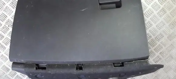 Opel Insignia A Glove box