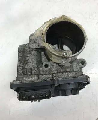 Nissan Navara D40 Throttle valve