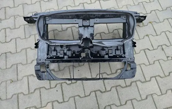 BMW X1 E84 Front piece kit 2990176