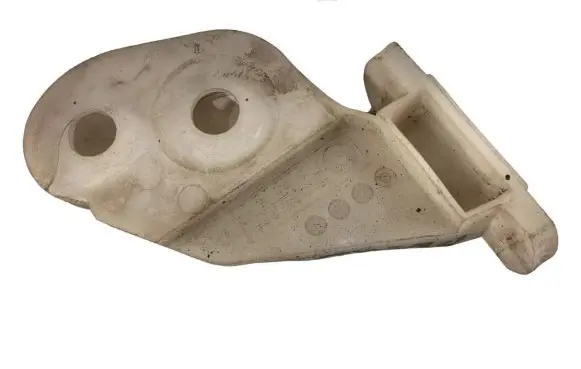 BMW 3 E46 Front bumper mounting bracket 8195296