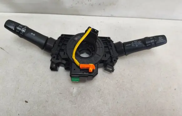 Mitsubishi Outlander Wiper turn signal indicator stalk/switch 8617A012