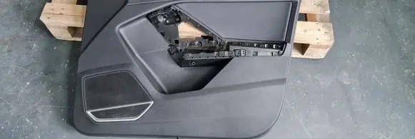 Audi Q3 F3 Front door card panel trim 83B867104AB