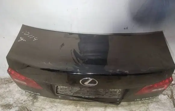 Lexus IS 220D-250-350 Tailgate/trunk/boot lid juodas
