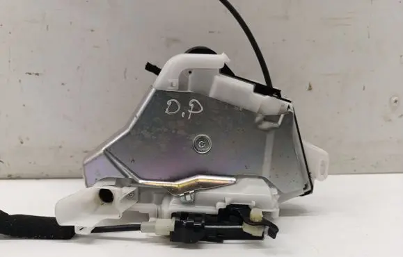 Renault Arkana Front door lock 805008249R