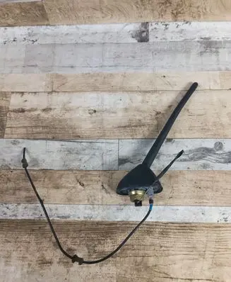 Hyundai Tucson JM Aerial GPS antenna V300521E
