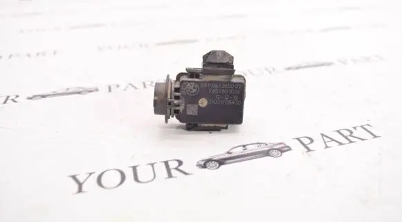 BMW X1 F48 F49 AUC sensor 6833650