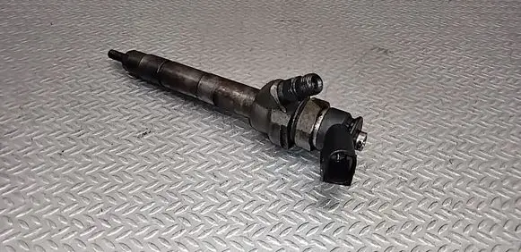 BMW 3 E90 E91 Fuel injector 0445110289 779844603