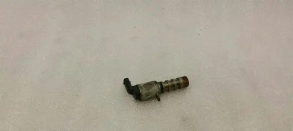 Audi A7 S7 4G Oil pressure sensor 06E257M