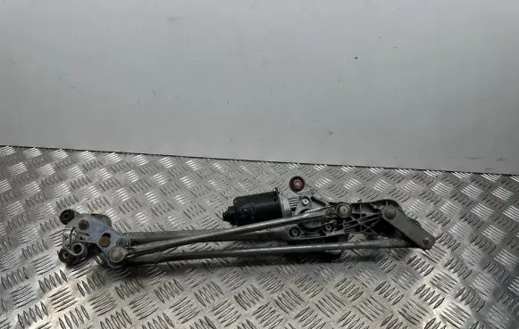 Lexus GS 300 350 430 450H Front wiper linkage and motor 8511030560 1592008490
