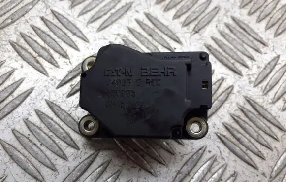 Volvo S60 A/C air flow flap actuator/motor 47935G
