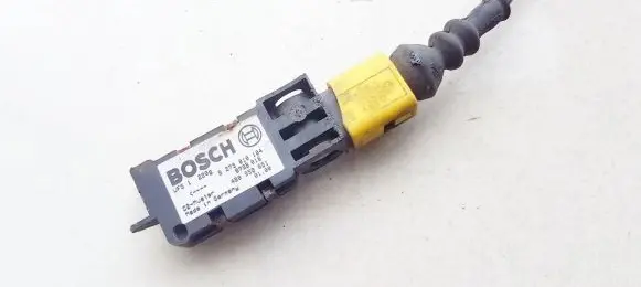 Audi A4 S4 B6 8E 8H Airbag deployment crash/impact sensor 4b0959651 b273010104
