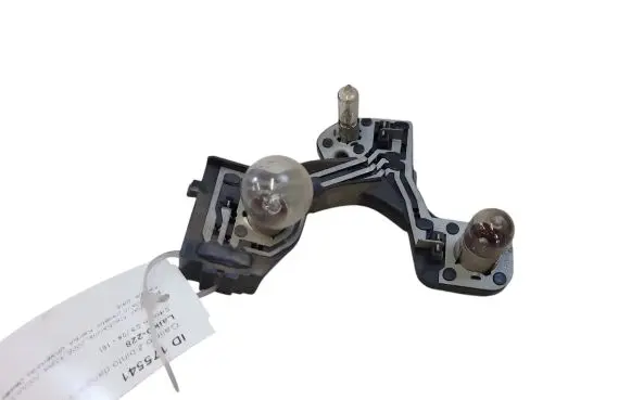 Citroen C5 Tail light bulb cover holder