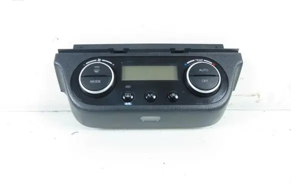 Suzuki Swift I Interior fan control switch 3951063J10