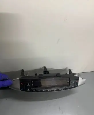 Lexus CT 200H Climate control unit 5590076050 3486001H8B