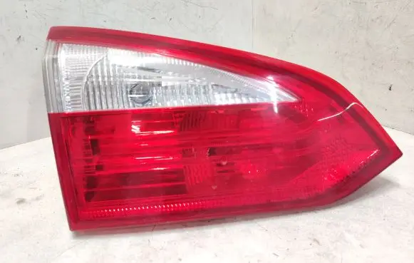 Ford Focus Tailgate rear/tail lights BM5113A603DC