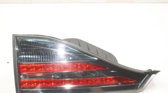 Lexus CT 200H Tailgate rear/tail lights