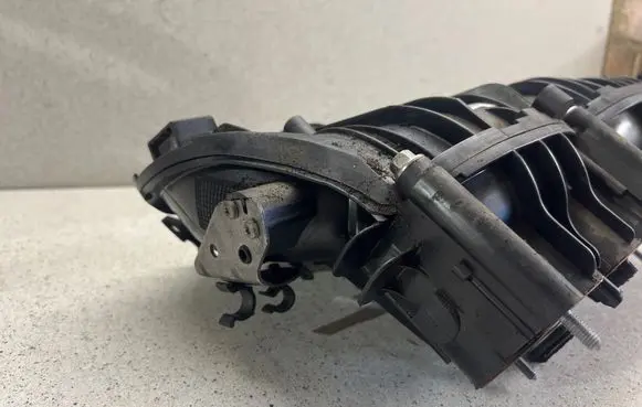 BMW X1 E84 Intake manifold 7810179