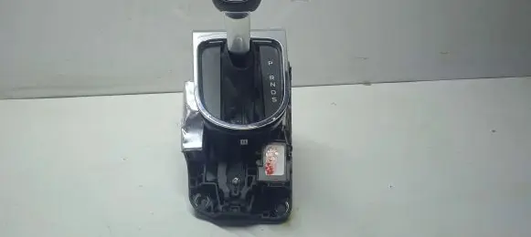 Ford Mustang VI Gear shifter/selector GR3P7K004