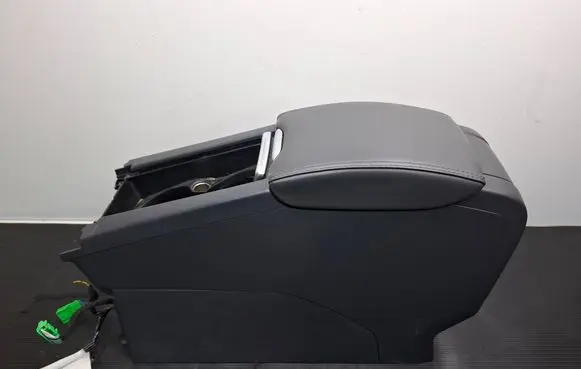 Volvo V60 Armrest 30755596 30755732 1284830