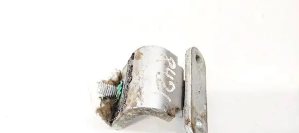 Volkswagen Golf V Tailgate/trunk/boot hinge