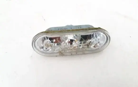 Volkswagen Polo Front fender indicator light 1j0949117