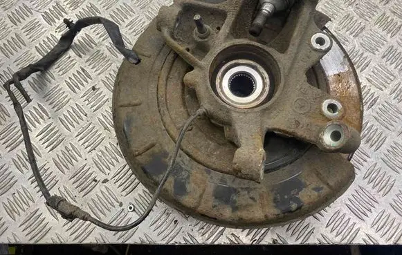 Mercedes-Benz ML W164 Rear wheel hub