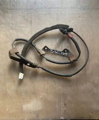 Hyundai Santa Fe ABS rear brake sensor 956812B000