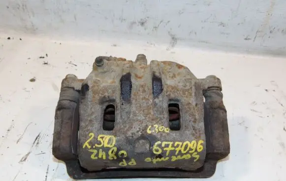 KIA Sorento Front brake caliper 581303E100