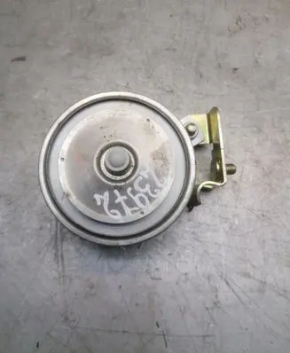 Volkswagen PASSAT B5 Horn signal A722367