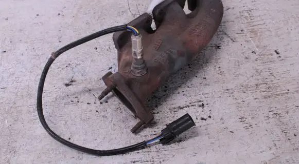 Audi A6 S6 C6 4F Exhaust manifold 06E253034E