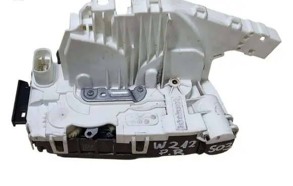 Mercedes-Benz E W212 Front door lock A0997200635 45041214