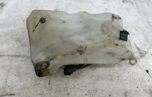 Citroen DS5 Windshield washer fluid reservoir/tank 9671317080