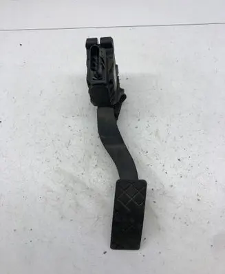 Seat Leon (5F) Accelerator throttle pedal 5Q1723503H 6PV01062111
