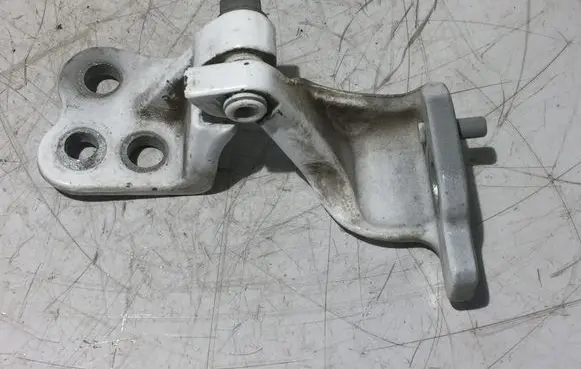 Ford Transit Custom Front door lower hinge 