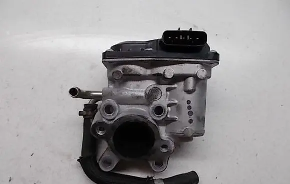 Subaru Impreza III EGR valve 147100AA741