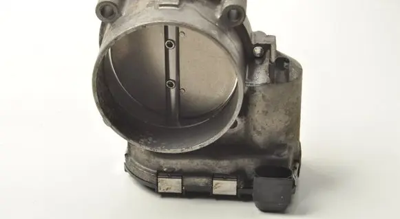 Aston Martin Vantage III Electric throttle body valve 6G339F991AA